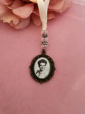 Single Antique Bronze Coloured Bouquet Photo Charm.