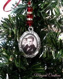 Christmas Tree Photo Memorial Decoration.